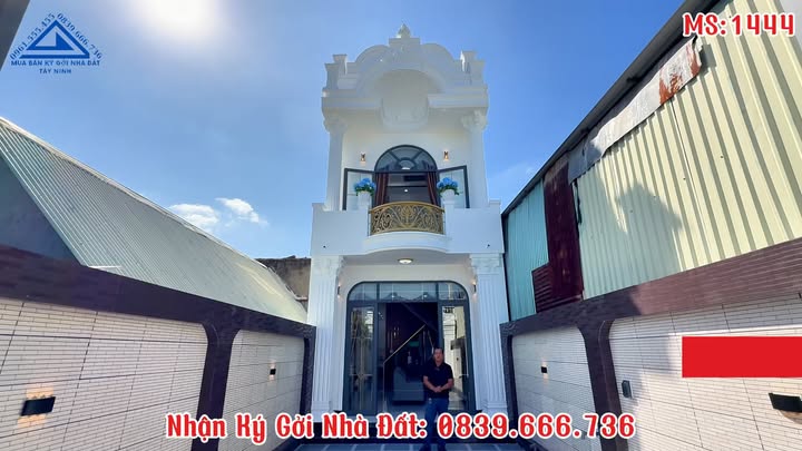 Nhà lầu sân vườn Hiệp Ninh 131m² giá 2.79 tỷ - Không gian sống đẳng cấp!