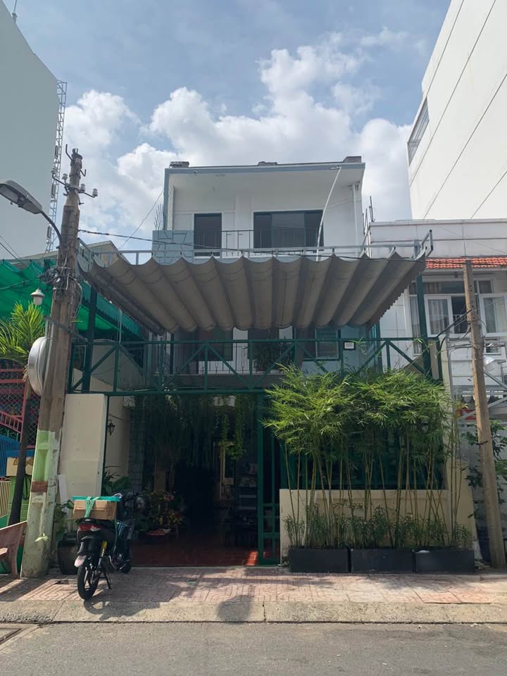 Cho thuê nhà hẻm xe tải Lê Văn Sỹ, Quận 3 - Diện tích 150m², Kết cấu 3 tầng, Phù hợp với nhiều mô hình kinh doanh!