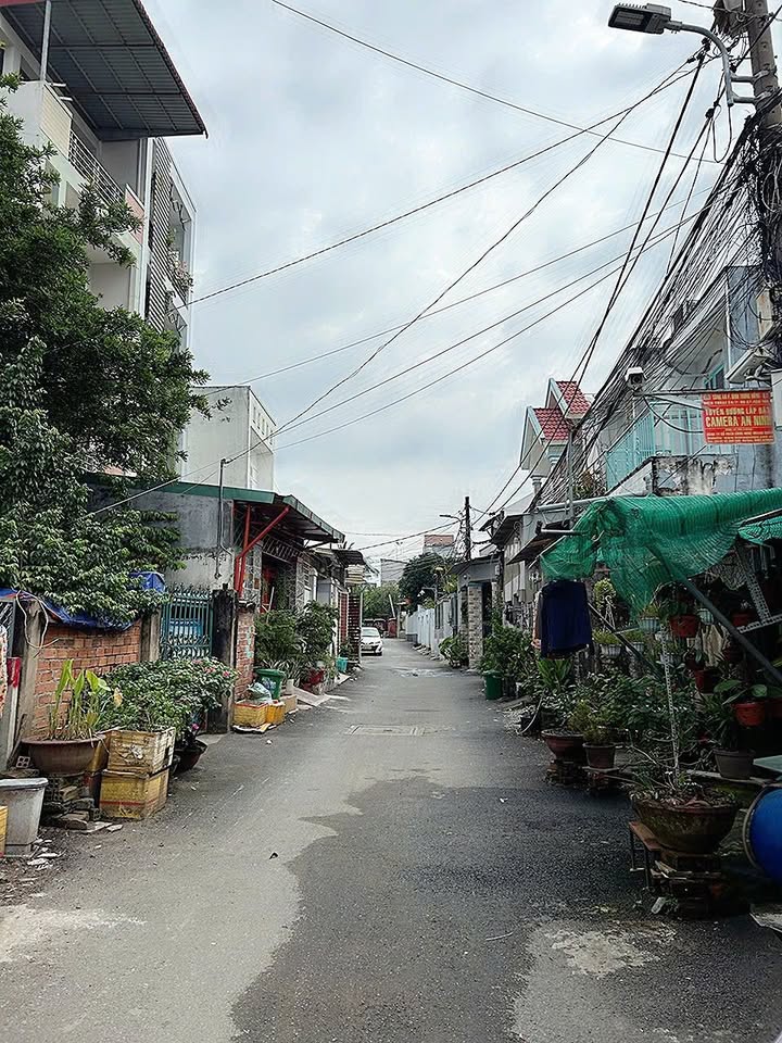 Nhà phố mặt tiền đường 39, Bình Trưng Đông, Quận 2 - Diện tích 85.6m², giá 10 tỷ, sẵn sàng vào ở!