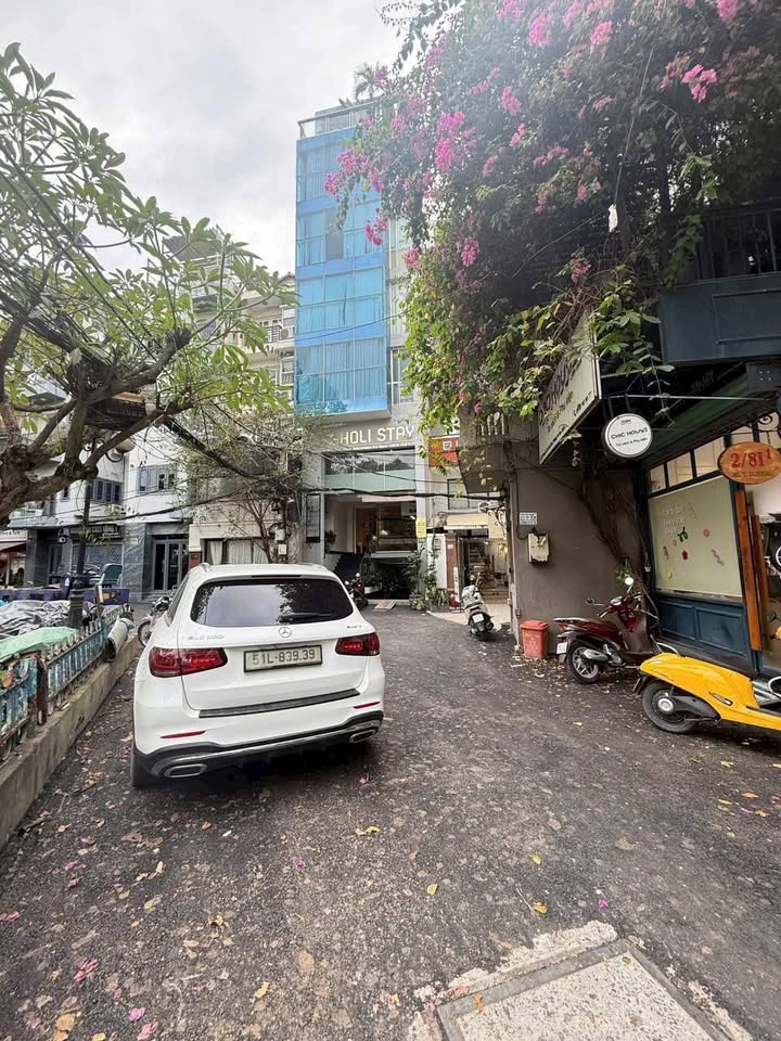 FrontHouse 102.83m² đường Nguyễn Thị Minh Khai, Quận 1 - Đầu tư sinh lời 39.5 tỷ!