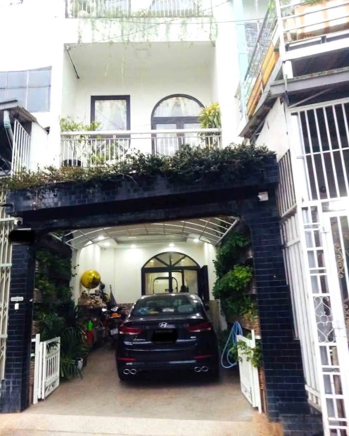 Nhà bán tại Phường 2 Đà Lạt 81m² giá 10.8 tỷ - Đầu tư sinh lợi