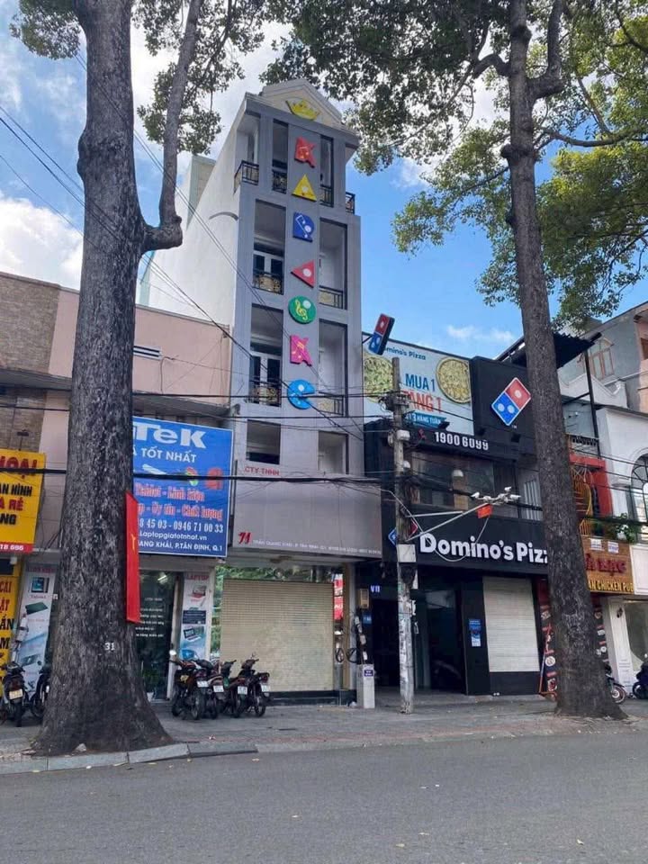 Nhà mặt tiền Trần Quang Khải, Tân Định, Quận 1, 85m² giá 32 tỷ - Cơ hội đầu tư tuyệt vời!