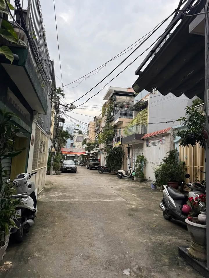 Nhà 2 tầng lô góc đường Cao Thắng, Hải Châu 68m² chỉ 5.5 tỷ - Sẵn sàng ở ngay!