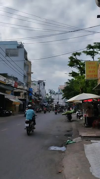 Nhà bán tại Trương Phước Phan, quận Bình Tân - 34m² chỉ 4 tỷ - Hẻm xe hơi, sổ đỏ chính chủ!