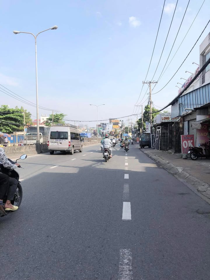 Nhà bán 2 tầng Linh Xuân 100m² giá 4.8 tỷ - Sổ hồng chính chủ