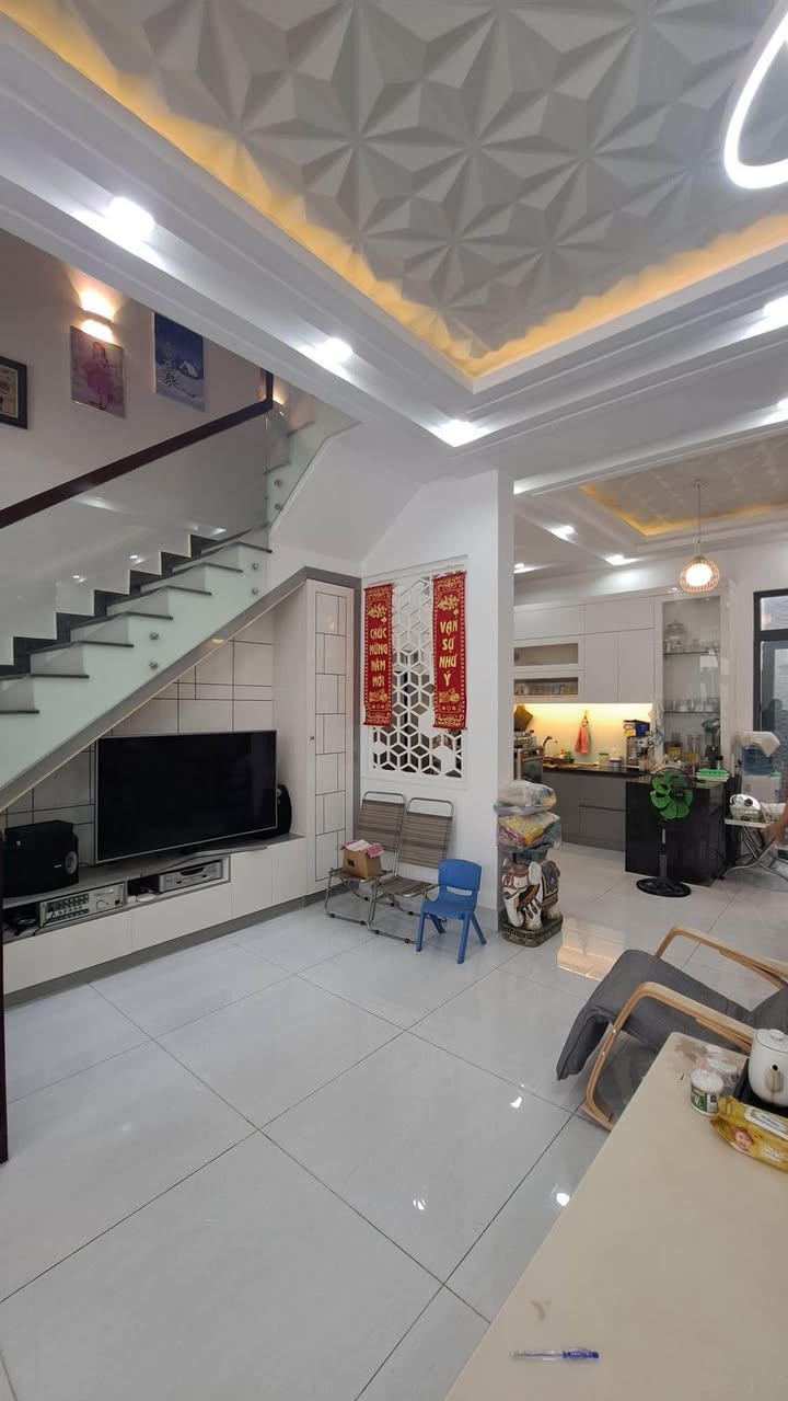 Nhà phố 4 tầng Đào Tông Nguyên Nhà Bè 81m² giá 7 tỷ - Thiết kế sang trọng như biệt thự!