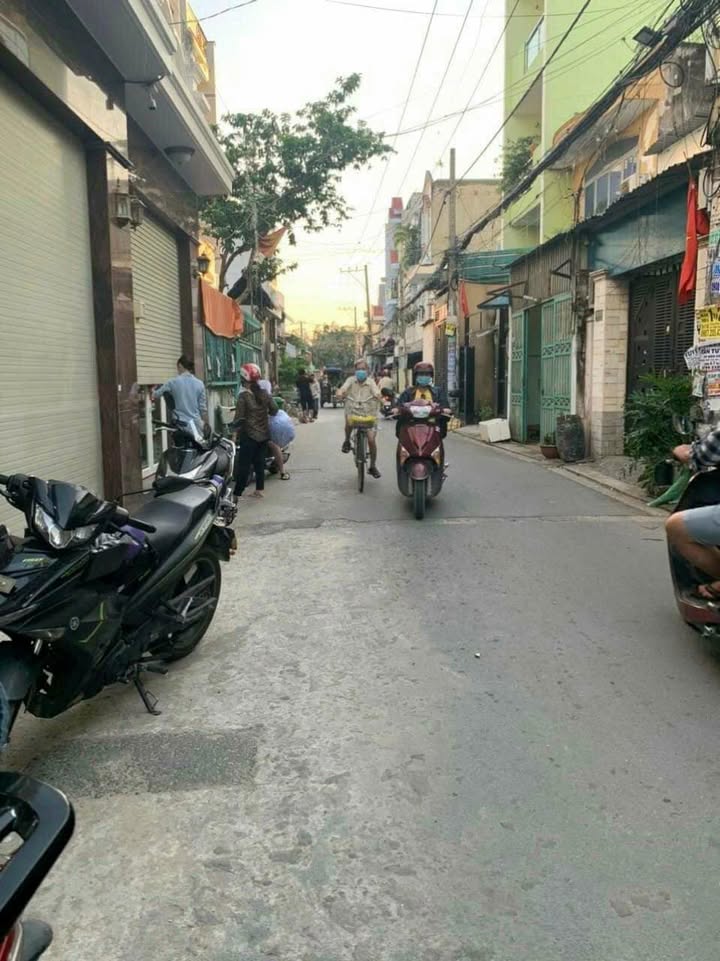 Nhà đẹp 4 tầng Hương Lộ 2, Bình Trị Đông 73m² giá 6 tỷ - Thương lượng ngay!