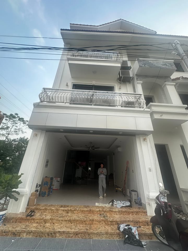 Nhà cho thuê tại Tân Lập, Hoài Đức, 75m² - Mặt tiền thông thoáng, phù hợp kinh doanh!