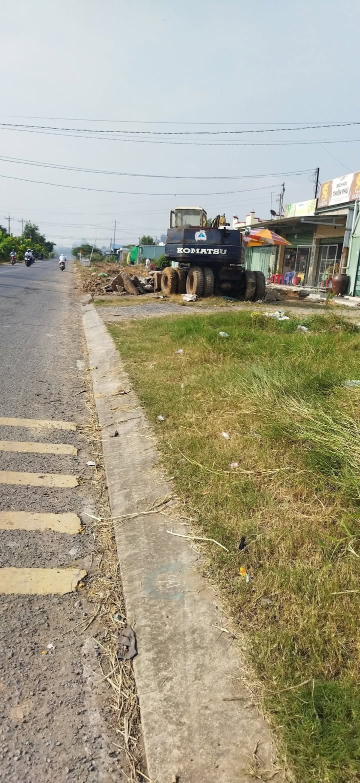 Đất nền Mỹ Thạnh, Thủ Thừa, 100m² giá chỉ 1.3 tỷ - Cơ hội đầu tư tuyệt vời!