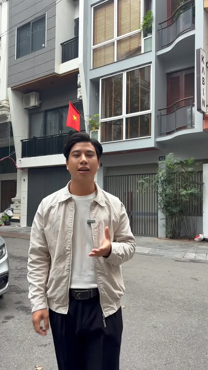 Bán gấp nhà mặt ngõ Trung Kính, Cầu Giấy 67m² - Kinh doanh hiệu quả, ô tô vào tận nhà!