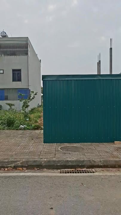 Biệt thự Hòa Mạc, Duy Tiên 200m² giá 5 tỷ - Sổ đỏ chính chủ, cần bán gấp!