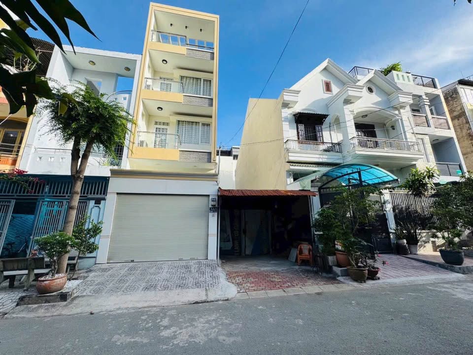 Đất mặt tiền đường 12m KDC Nam Long Phú Thuận Quận 7 giá 11 tỷ - Đầu tư sinh lời ngay!