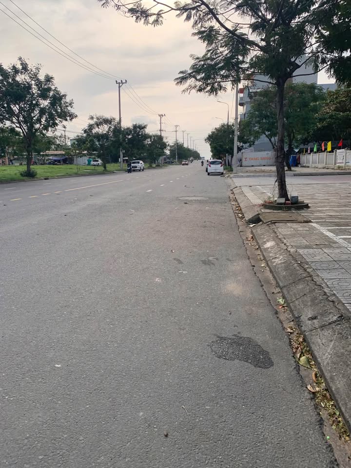 Nhà phố Khuê Mỹ Đà Nẵng 130m² giá 5 tỷ - Đầu tư sinh lời ngay gần bệnh viện!