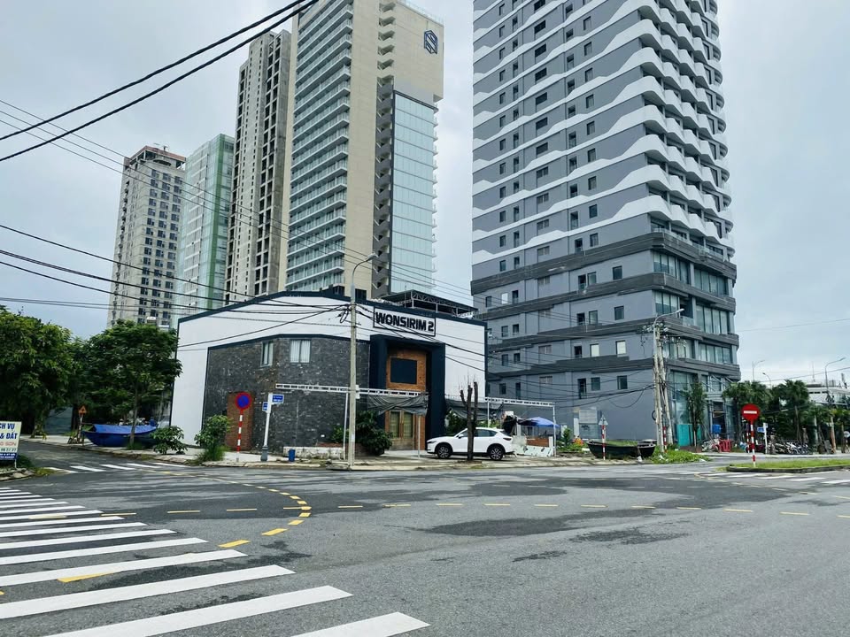 Đất mặt tiền Đinh Đạt, Sơn Trà 91m² giá 10 tỷ - Vị trí đắc địa gần biển!