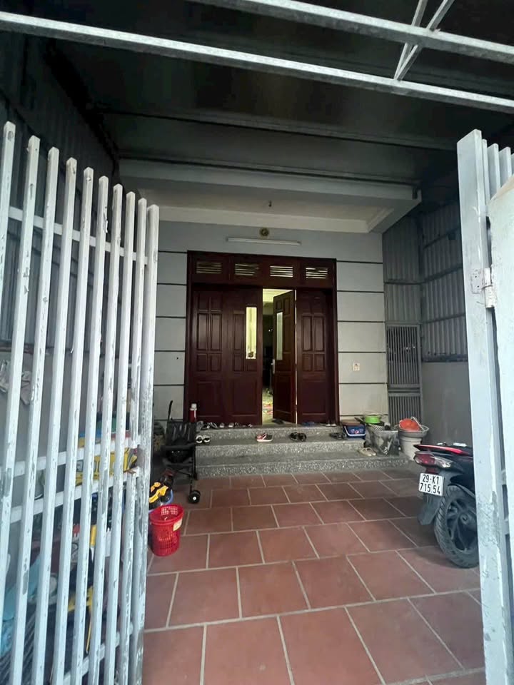 Nhà phố Hoa Động, Long Biên 82m² giá 8,8 tỷ - Đầu tư sinh lời tuyệt vời!