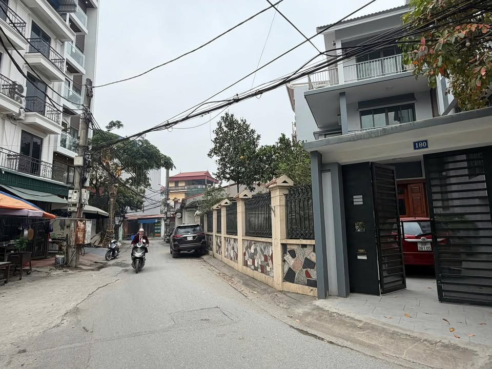 Đất Thạch Bàn Long Biên 91m² giá 11 tỷ - Vị trí đẹp, ô tô vào tận nơi!