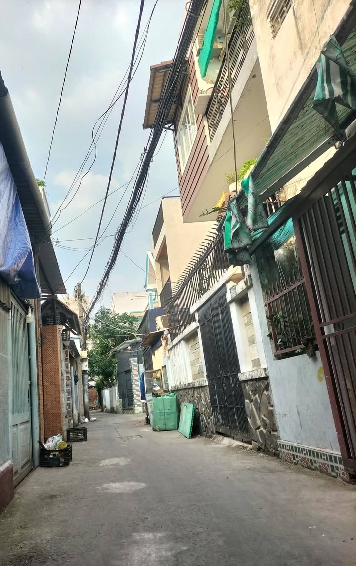 Nhà cấp 4 Phú Thuận 76m² giá 5 tỷ - Đầu tư sinh lời ngay lập tức!