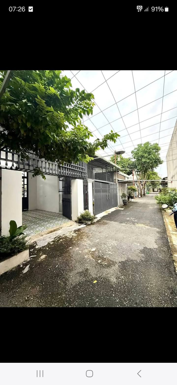 Nhà bán hẻm Huỳnh Văn Lũy, Phú Lợi 98m² giá 2.85 tỷ - Nhà đẹp xây kiên cố!