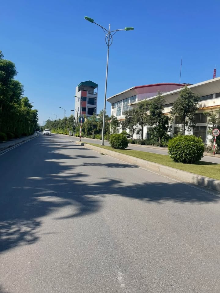 Đất Phúc Đồng, Long Biên 35m² giá 8 tỷ - Đường ô tô tránh, sổ đỏ chính chủ!