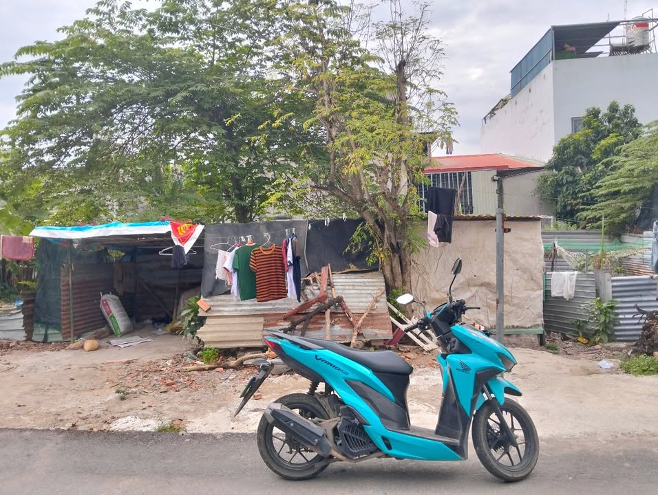 Đất nền Phước Thiền Nhơn Trạch 200m² giá 4.3 tỷ - Sổ đỏ chính chủ, vị trí đắc địa!