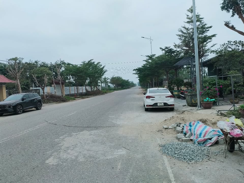 Đất mặt đường số 14 Nghi Hương 120m² giá 4 tỷ - Cơ hội đầu tư tuyệt vời!