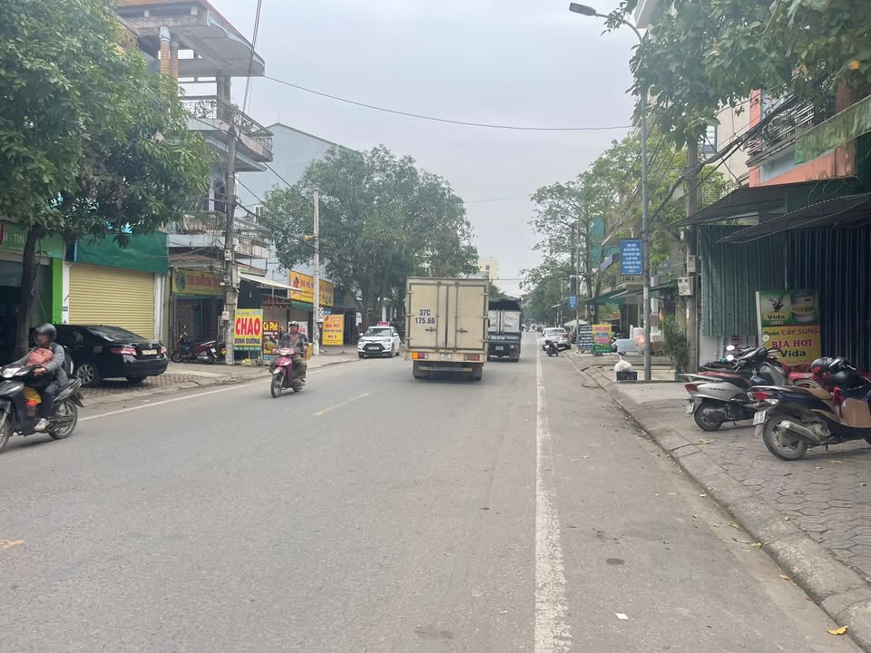 Đất mặt đường Ngô Đức Kế, phường Trường Thi, 62m² giá 6 tỷ - Kinh doanh sầm uất!