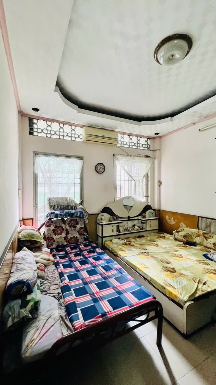 Nhà hẻm 3M Trần Phú, Quận 5 - 41m², 4 Tầng Vuông Vức - Vị trí đắc địa gần Đại học Y Dược!