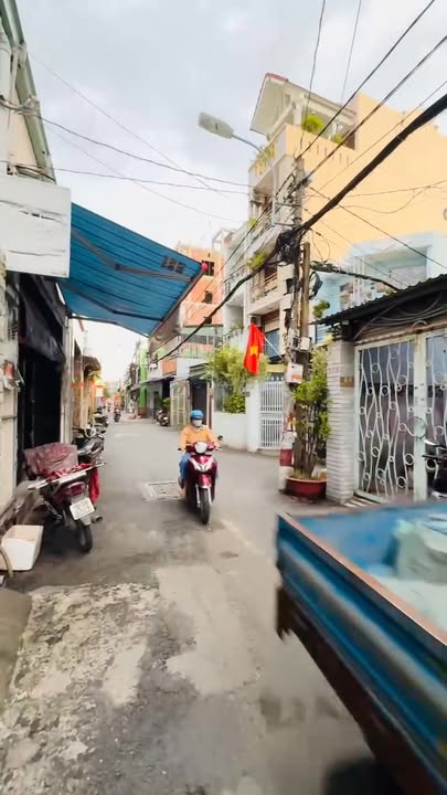 Nhà mặt tiền 4 tầng tại Gò Vấp 46.8m² giá 6.38 tỷ - Vị trí đắc địa cho kinh doanh!