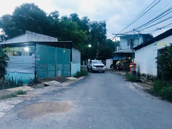 Đất nền Tân Uyên 189m² giá 2.98 tỷ - Sổ riêng, chính chủ bán!