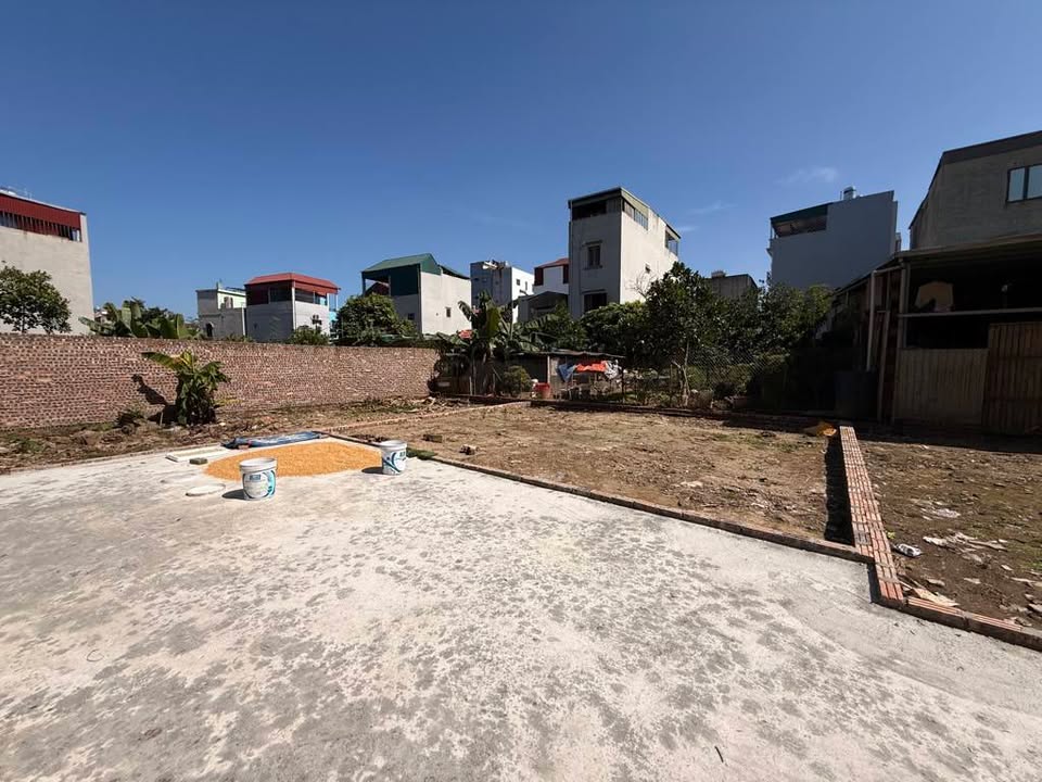 Đất Phúc Lợi 56m² giá 6.9 tỷ - Sổ đỏ chính chủ, vị trí đẹp