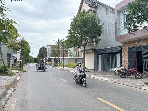 Đất biệt thự đường 11B, xã Hoà Long, 260m² giá 5.85 tỷ - Cơ hội đầu tư tuyệt vời!