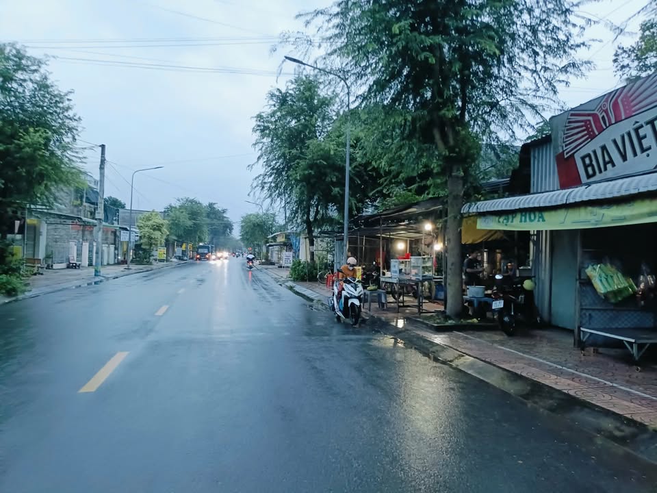 Nhà cấp 4 + Đất mặt tiền Nguyễn Thái Học 135m² giá 1.8 tỷ - Đầu tư sinh lời tại Cao Lãnh!