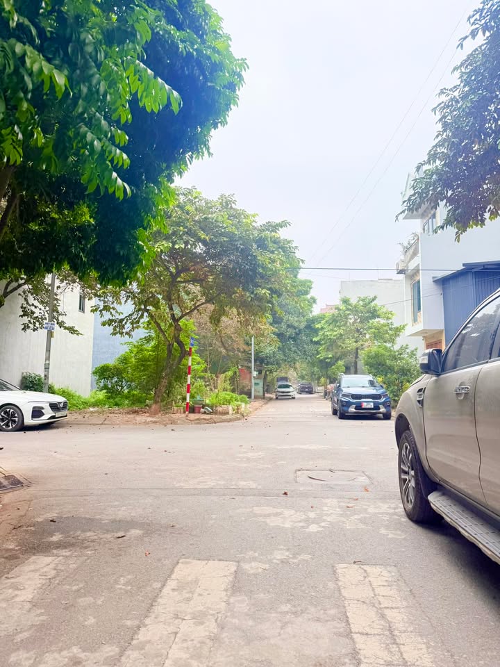 Đất nền khu tái định cư Nguyễn Mậu Tài, Gia Lâm 40m² giá 7 tỷ - Đầu tư sinh lời ngay!