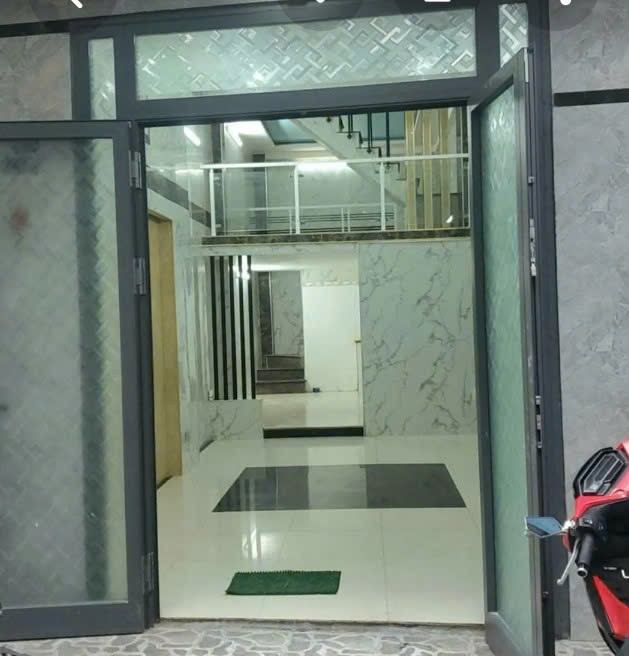 Nhà 2.5 tầng Trần Cao Vân 40m² giá 3.55 tỷ - Vào ở ngay!