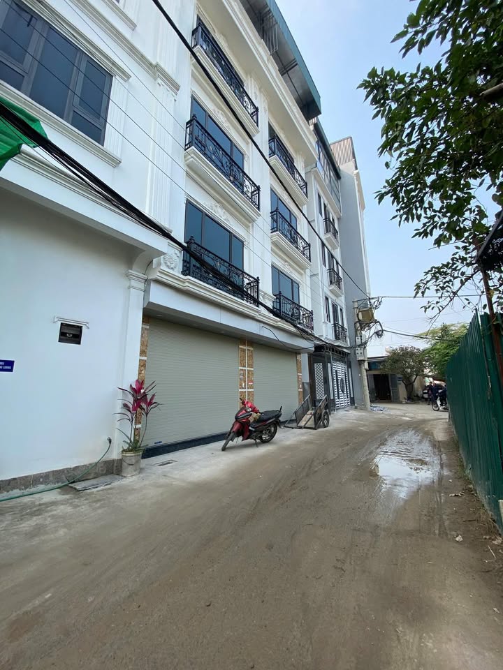 Nhà Phú Lương 5 tầng thang máy, 30m² giá 7 tỷ - Kinh doanh thuận lợi!