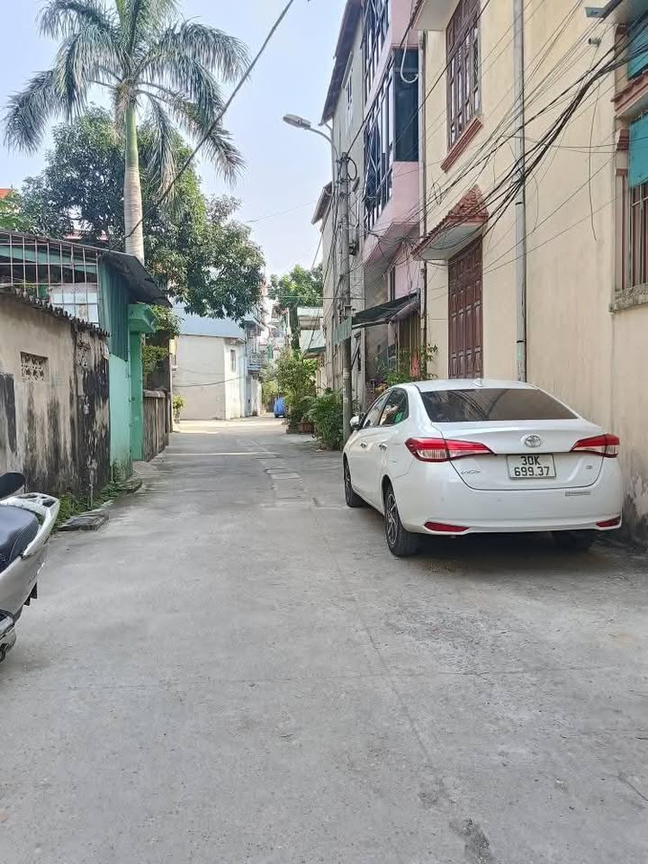 Bán đất Nam Phù - Thanh Trì - 52m² giá 6 tỷ - Vị trí đẹp, ô tô đỗ cửa!