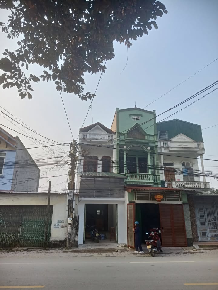 Nhà mặt tiền QL45 - Thị trấn Rừng Thông, 100m² chỉ 2.5 triệu/tháng - Sẵn sàng cho thuê!