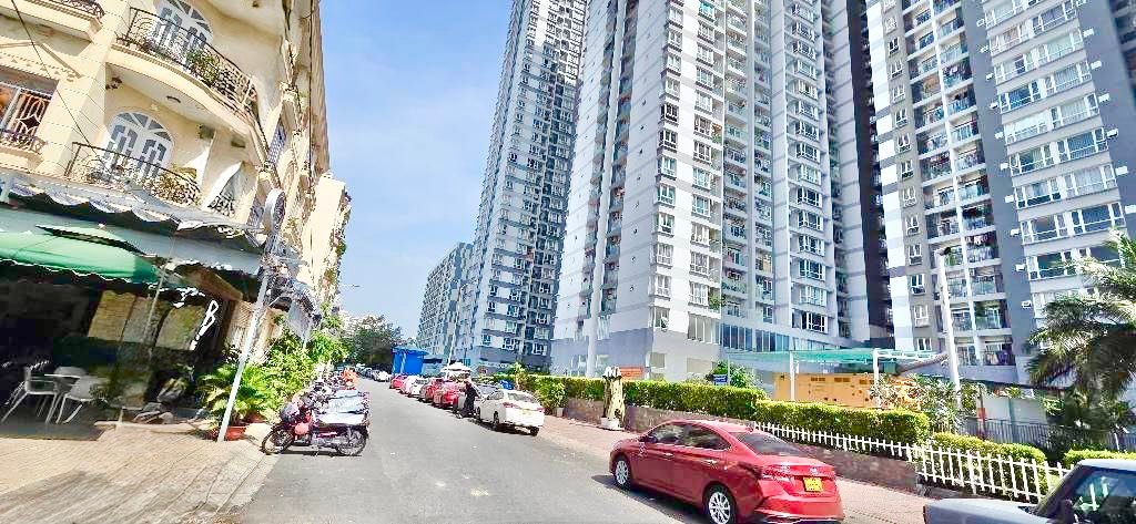 Nhà mặt tiền kinh doanh Bình Phú 1, 68m² giá 11.7 tỷ - Chính chủ, sổ hồng đầy đủ!