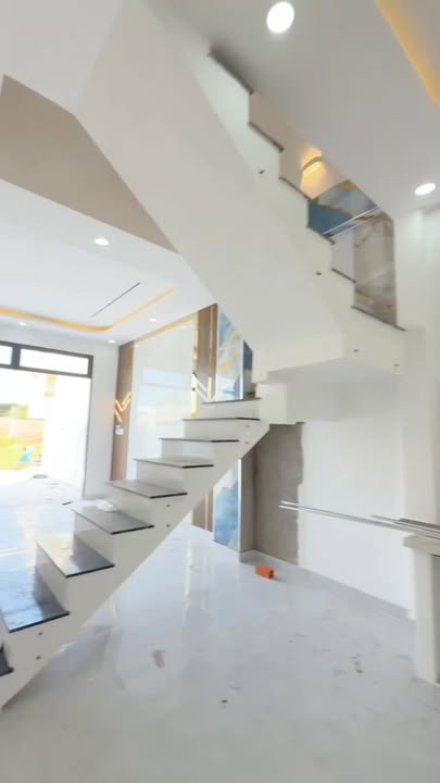 Nhà phố Hưng Long, Bình Chánh 88m² giá 2.45 tỷ - Sổ hồng riêng, đầy đủ nội thất!
