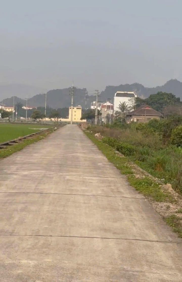 Đất Hợp Tiến, Mỹ Đức 70m² chỉ 1.8 tỷ - Tiện ích đầy đủ, giao thông thuận lợi!