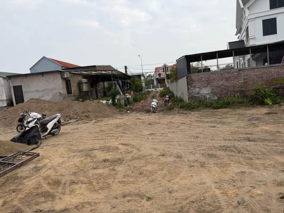 Đất nền lô góc Hải Hòa 100m² giá tốt - Đầu tư sinh lời ngay!