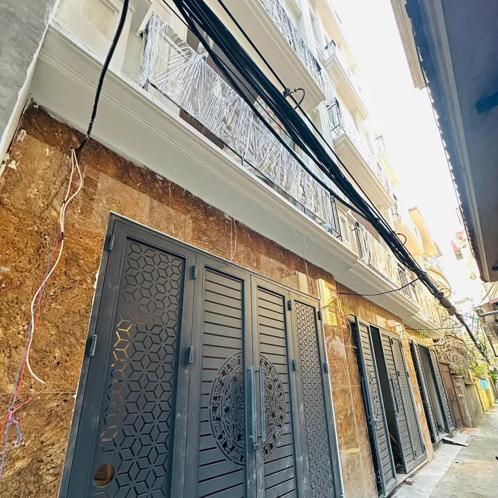 Nhà phố Âu Cơ 52m² giá 15.5 tỷ - Tài sản tạo dòng tiền tuyệt vời!