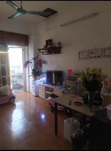 Chung cư 112 Trung Kính 65m² giá 12 triệu - Thiết kế hiện đại, đầy đủ nội thất!