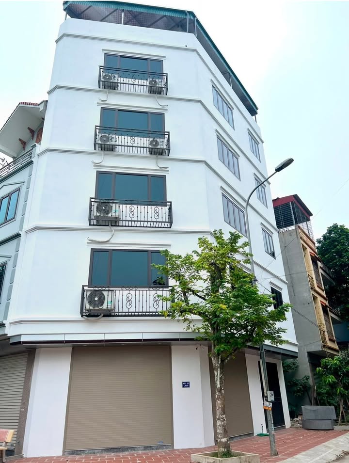 Nhà cho thuê KĐT Vạn Phúc, 55m² giá 23 triệu - Vị trí lô góc, tiện ích đầy đủ!