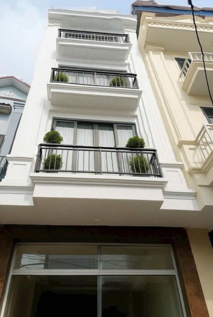 Bán nhà Phú Lương 30m² giá 5.05 tỷ - 5 tầng, tiện ích đầy đủ!