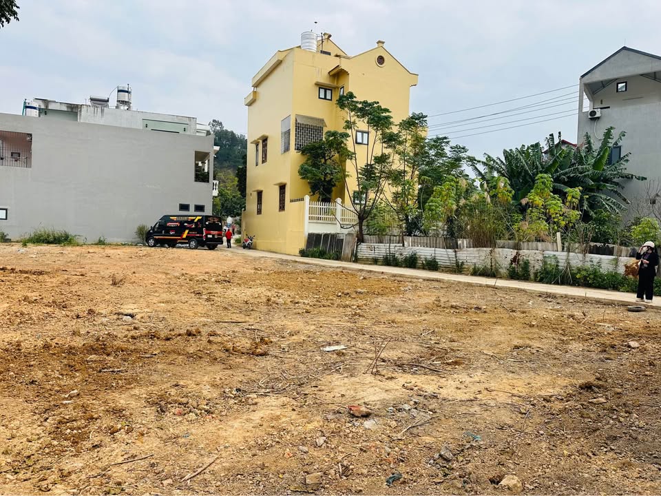 Đất nền thôn Co Măn, xã Mai Pha, 79m² chỉ 1 tỷ - Cơ hội đầu tư hấp dẫn!