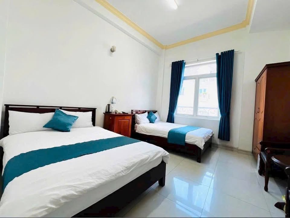 Khách sạn tiêu chuẩn 2 sao 38 phòng tại Đà Lạt - Cho thuê gấp 150 triệu/tháng!