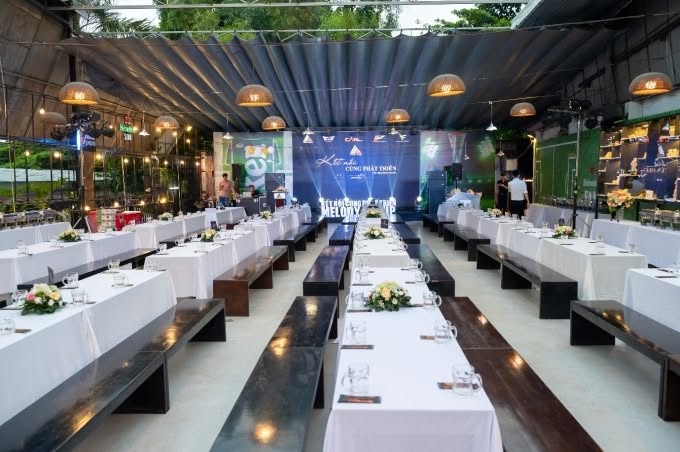 Mặt bằng kinh doanh 2 mặt tiền Phan Đăng Lưu 850m² - Địa điểm vàng cho showroom!