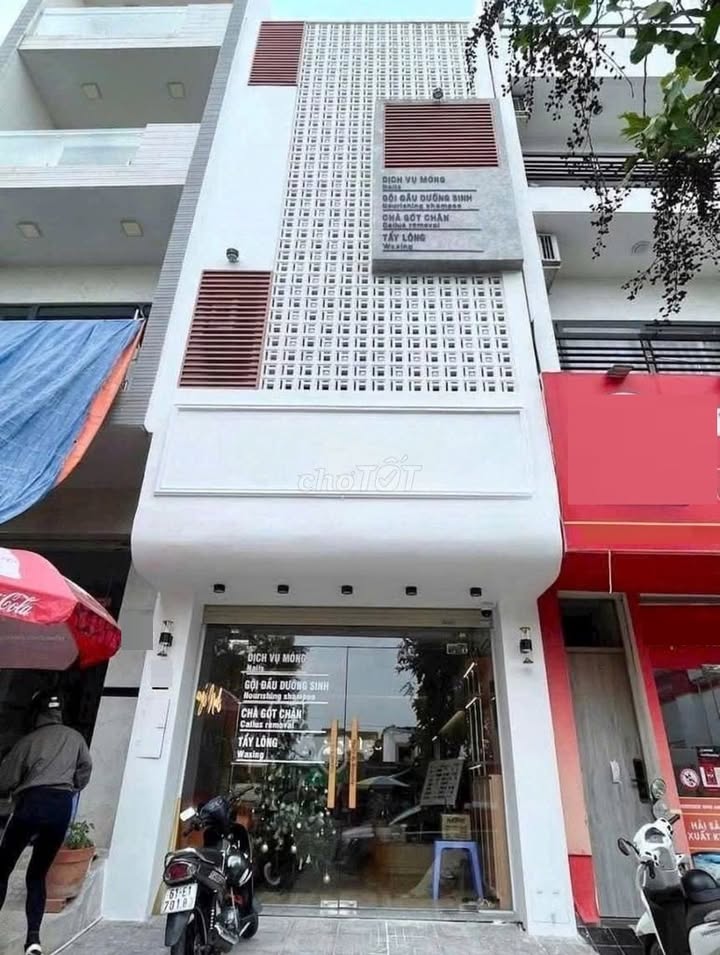 Nhà mặt tiền hẻm D5 72m² giá 26 triệu - Mới sơn sửa, gần HUTECH!