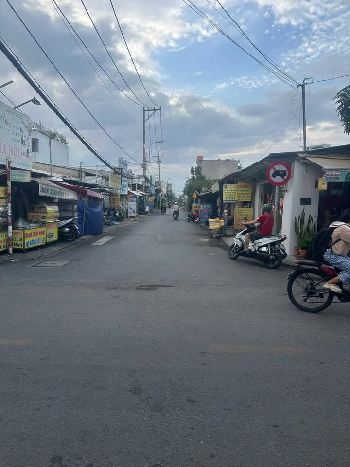 Cho thuê nhà nguyên căn mặt tiền Hiệp Thành 13, Quận 12, 80m² - Kinh doanh đa ngành lý tưởng!